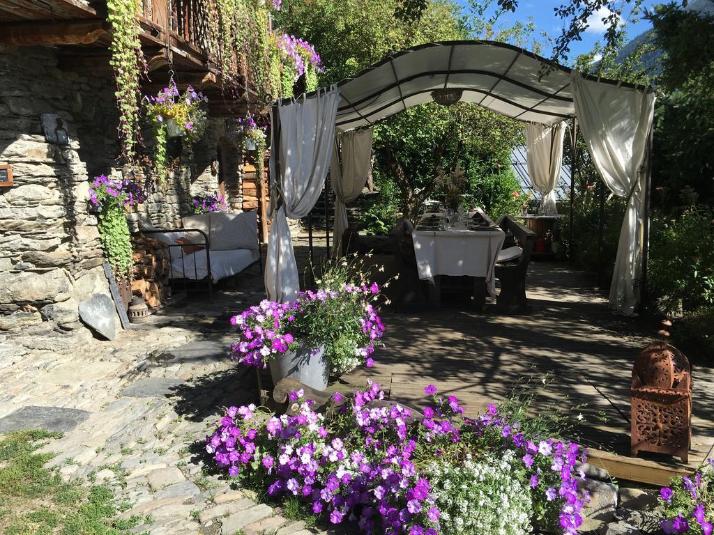 Bed and Breakfast La Ferme D'Angele Bourg-Saint-Maurice Exteriér fotografie