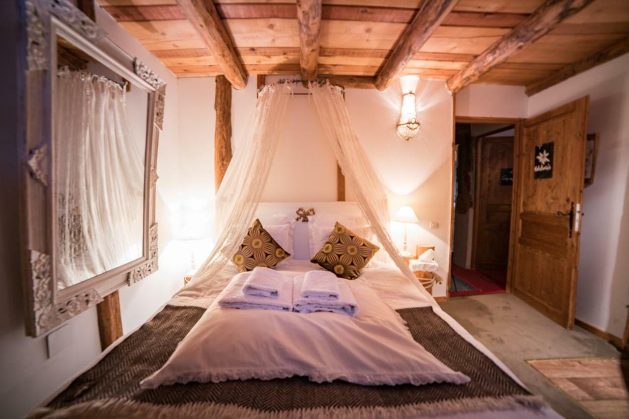 Bed and Breakfast La Ferme D'Angele Bourg-Saint-Maurice Exteriér fotografie